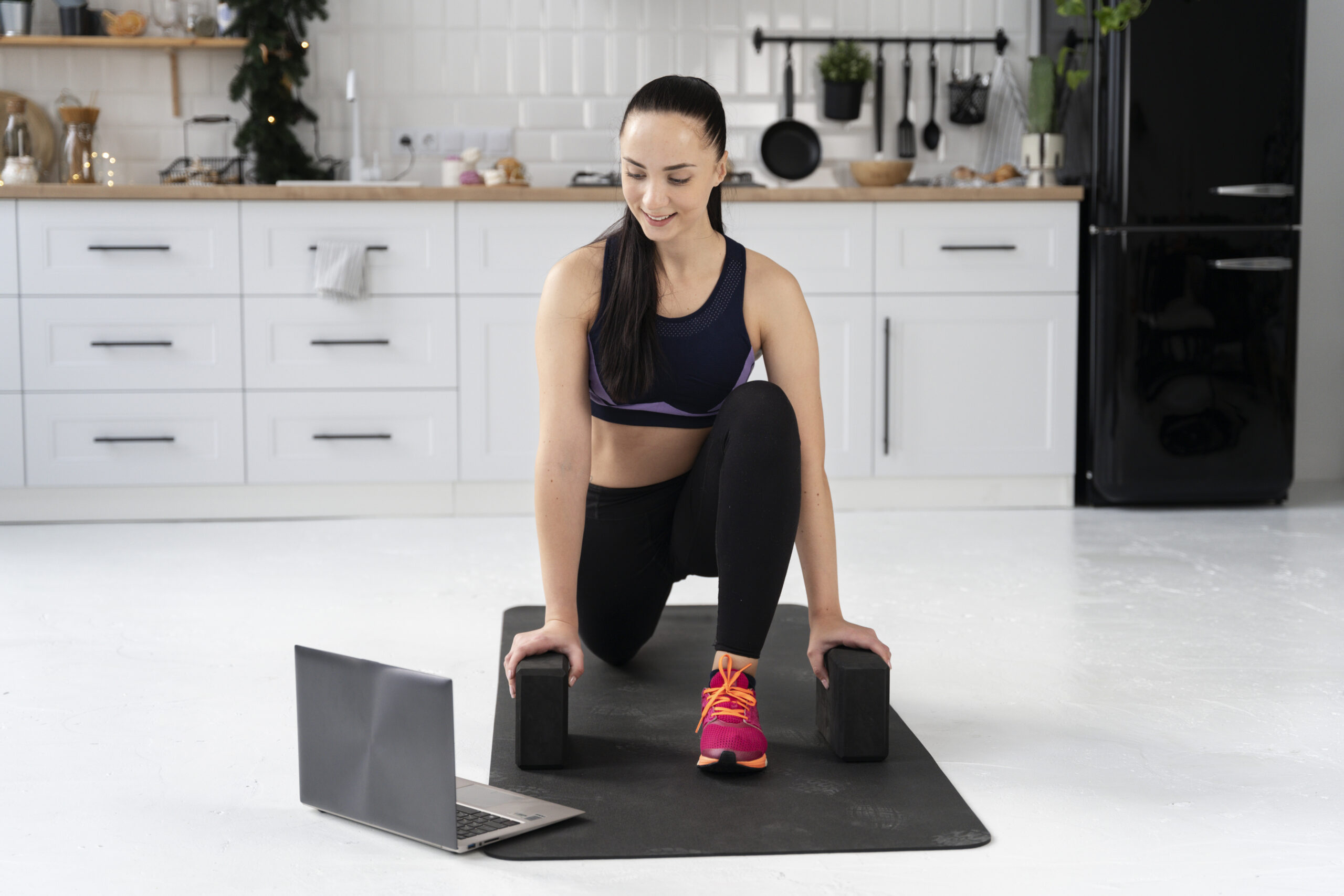 Home Workout Plans: Stay Fit Without the Gym